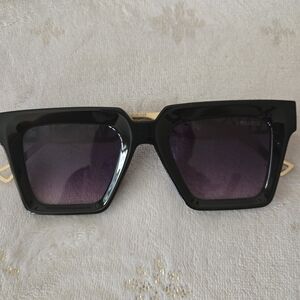 🔥NEW VERSACE SUNGLASSES 🔥